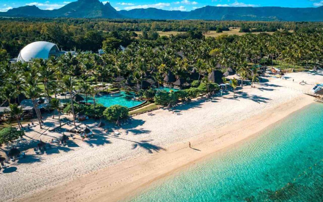 La Pirogue Mauritius Resort